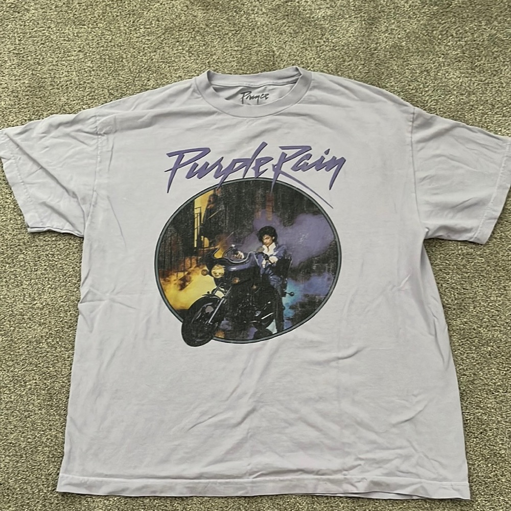 Purple pain urban T-shirt